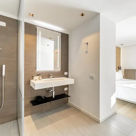 Hotiday Collection - Cervinia 4* Брей-Червінія