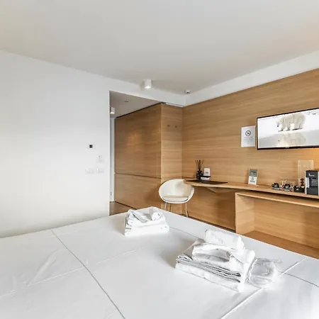 Hotiday Collection - Cervinia Готель 4*