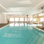 Hotiday Collection - Cervinia 4* Breuil-Cervinia