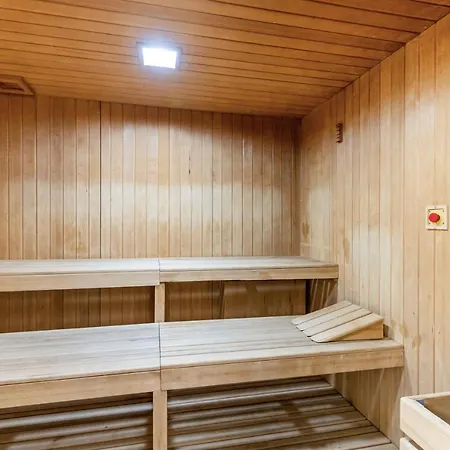 Hotiday Cervinia Ski&spa Отель