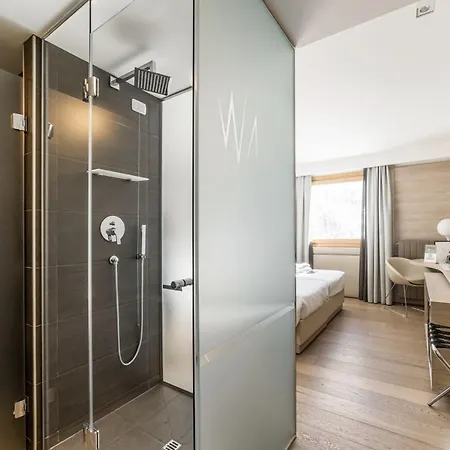 Hotiday Cervinia Ski&spa 4*