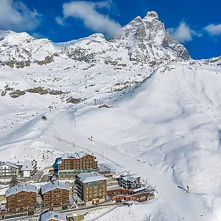 Отель Hotiday Cervinia Ski&spa Брей-Червиния